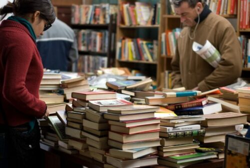 Read more about the article Exploring the Literary Treasures: A Guide to 19 Second-Hand Bookshops in London